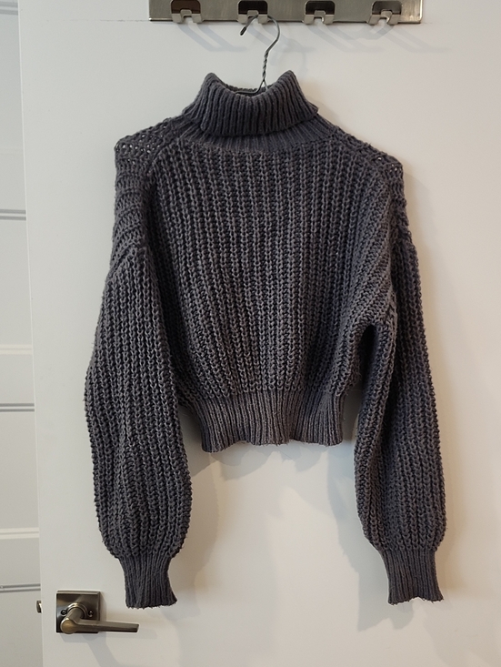 SHEIN Sweaters - P2P 19" Charcoal Gray Chunky Knit Turtleneck Sweater